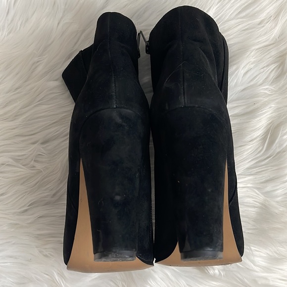 STEVE MADDEN | Glorius Bootie | Black Suede |Size 10 - Picture 3 of 11